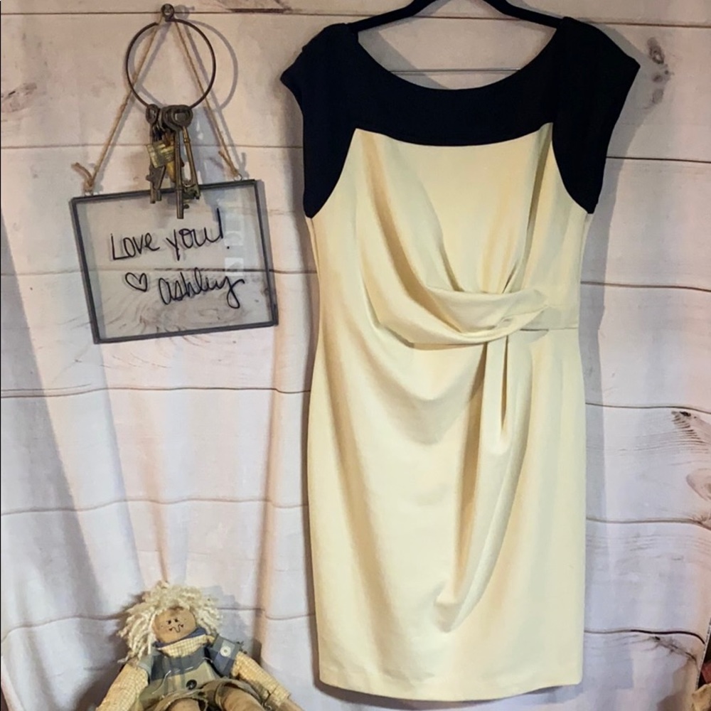 Jessica Simpson; MIDI; Beige; Party; Dress; 10 - Picture 1 of 8
